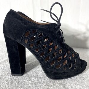 Torrid Black Velvety Laser Cutout Lace Up Peep Toe Chunky Heels 10